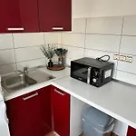 Διαμέρισμα Near Petrcane - Quiet & - Unit 2 *