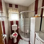 Near Petrcane - Quiet & - Unit 2