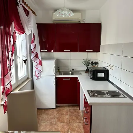 Daire Near Petrcane - Quiet & - Unit 2 *